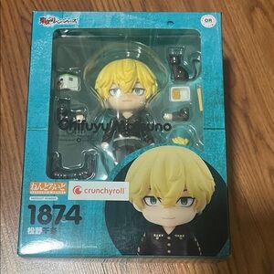 tokyo revengers Crunchyroll Nendoroid Figure with Yellow Hair